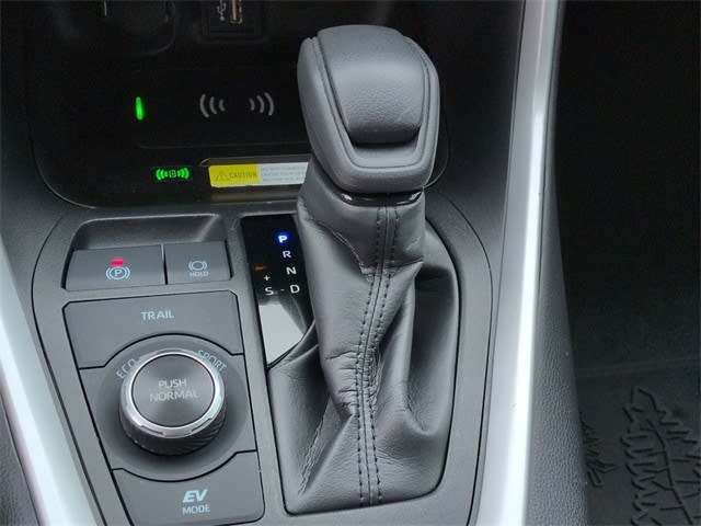 Thumbnail: 2024 Toyota RAV4 - 16