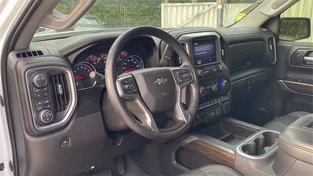 2020 Chevrolet Silverado 1500 LT 2