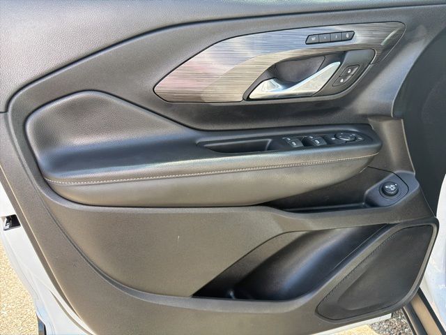 Thumbnail: 2023 GMC Terrain - 33