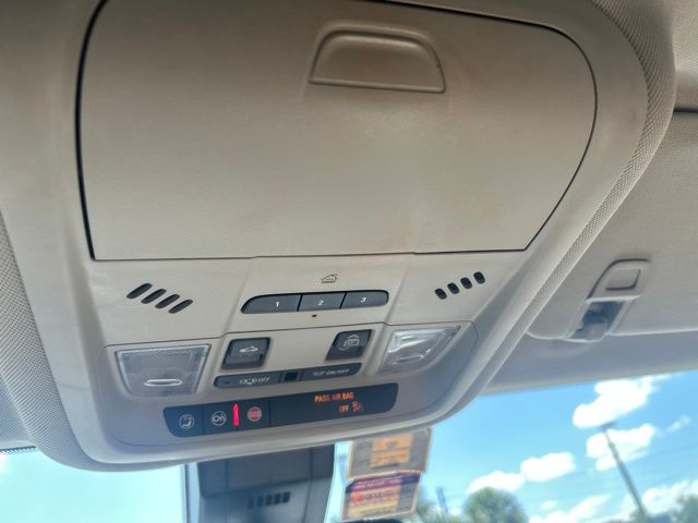 Thumbnail: 2020 GMC Terrain - 16