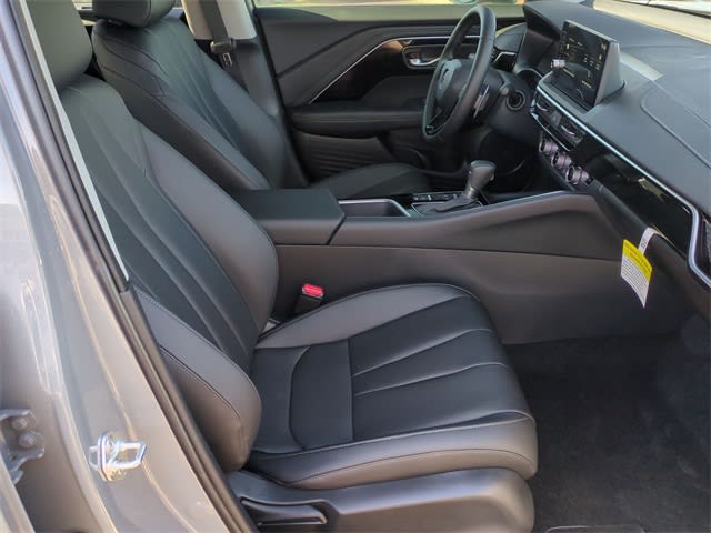 Thumbnail: 2025 Acura ADX - 12