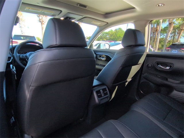 Thumbnail: 2025 Acura ADX - 13