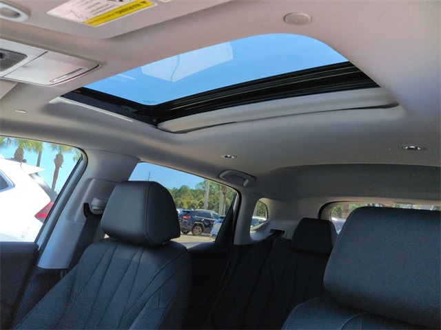 Thumbnail: 2025 Acura ADX - 27