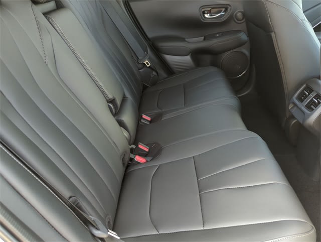 Thumbnail: 2025 Acura ADX - 28