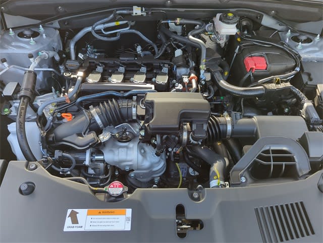 Thumbnail: 2025 Acura ADX - 9