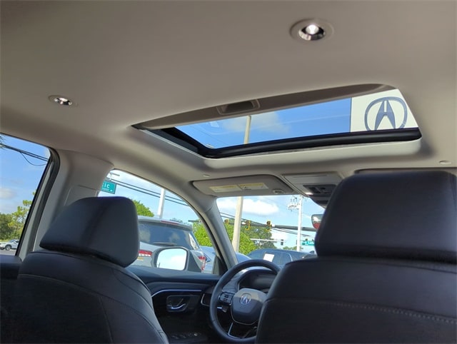 Thumbnail: 2025 Acura ADX - 29