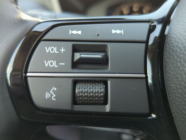 Thumbnail: 2025 Acura ADX - 31