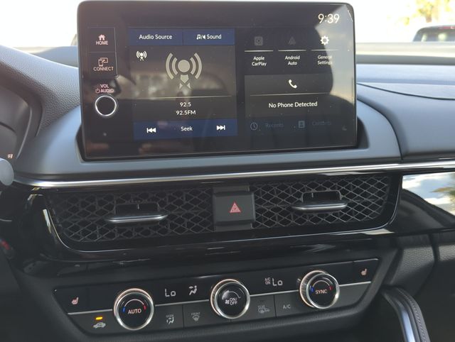 Thumbnail: 2025 Acura ADX - 16