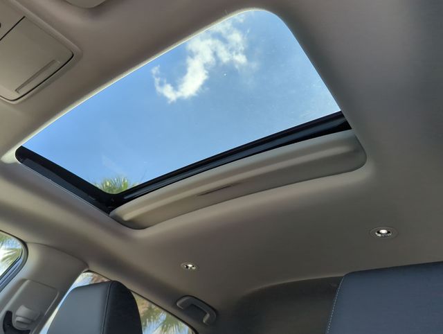 Thumbnail: 2025 Acura ADX - 27