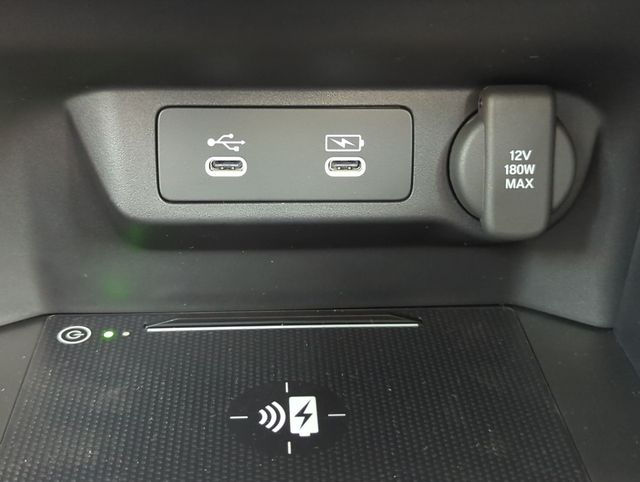 Thumbnail: 2025 Acura ADX - 35