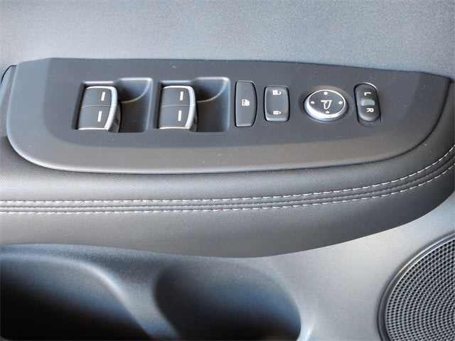 Thumbnail: 2025 Acura ADX - 41