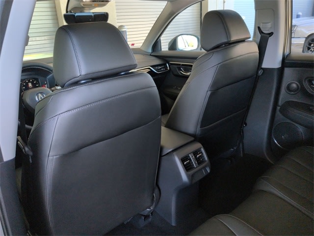 Thumbnail: 2025 Acura ADX - 13