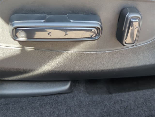 Thumbnail: 2025 Acura ADX - 28