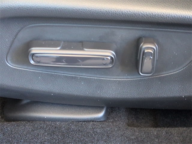 Thumbnail: 2025 Acura ADX - 27