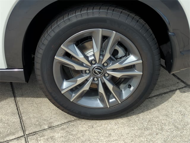 Thumbnail: 2025 Acura ADX - 7