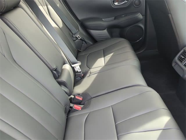 Thumbnail: 2025 Acura ADX - 30