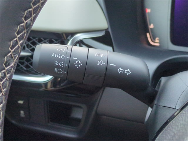 Thumbnail: 2025 Acura ADX - 15