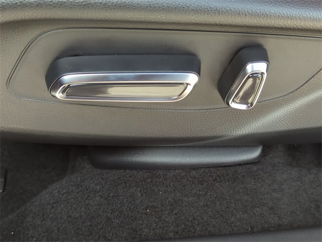 Thumbnail: 2025 Acura ADX - 27