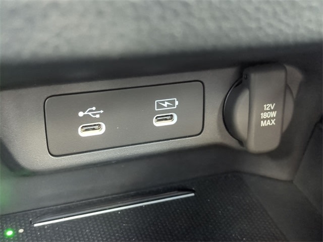 Thumbnail: 2025 Acura ADX - 38