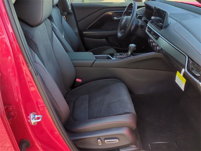 Thumbnail: 2025 Acura ADX - 12