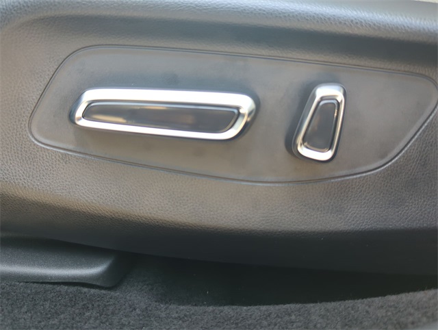 Thumbnail: 2025 Acura ADX - 26