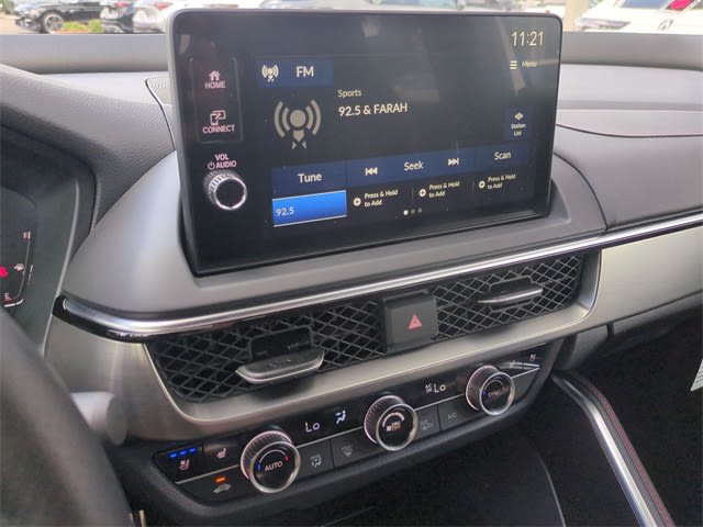 Thumbnail: 2025 Acura ADX - 15