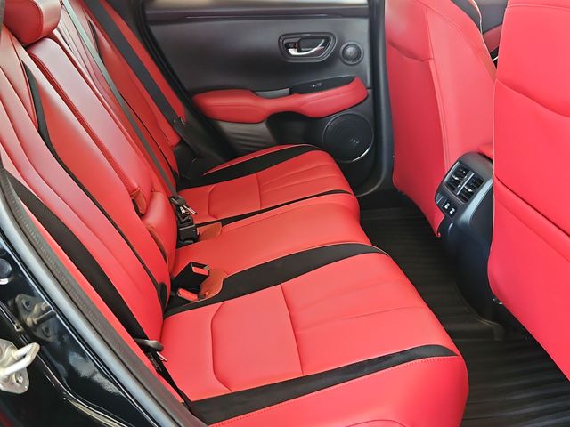 Thumbnail: 2025 Acura ADX - 13