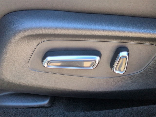 Thumbnail: 2025 Acura ADX - 27