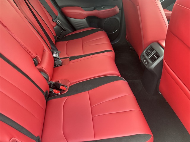 Thumbnail: 2025 Acura ADX - 31