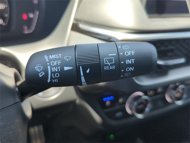 Thumbnail: 2025 Acura ADX - 15