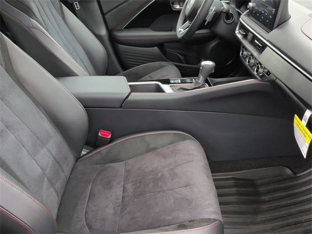 Thumbnail: 2025 Acura ADX - 30