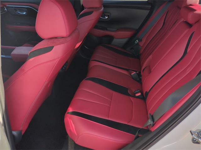 Thumbnail: 2025 Acura ADX - 13