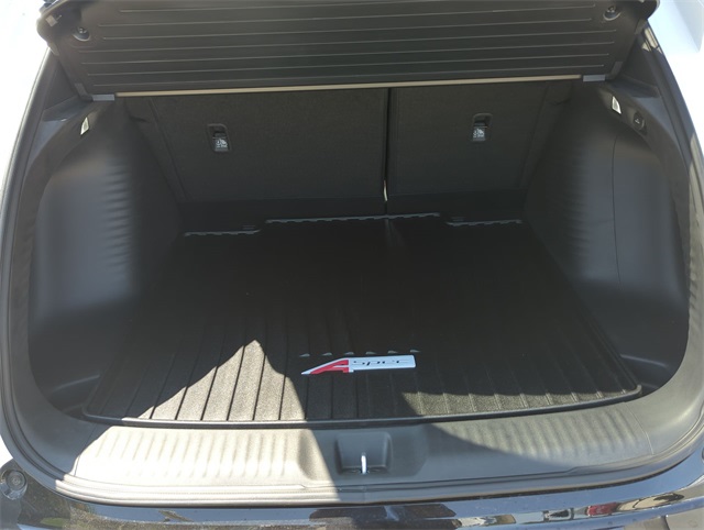 Thumbnail: 2025 Acura ADX - 18