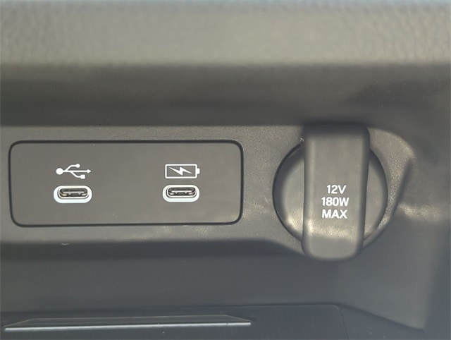 Thumbnail: 2025 Acura ADX - 37