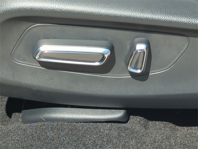 Thumbnail: 2025 Acura ADX - 27