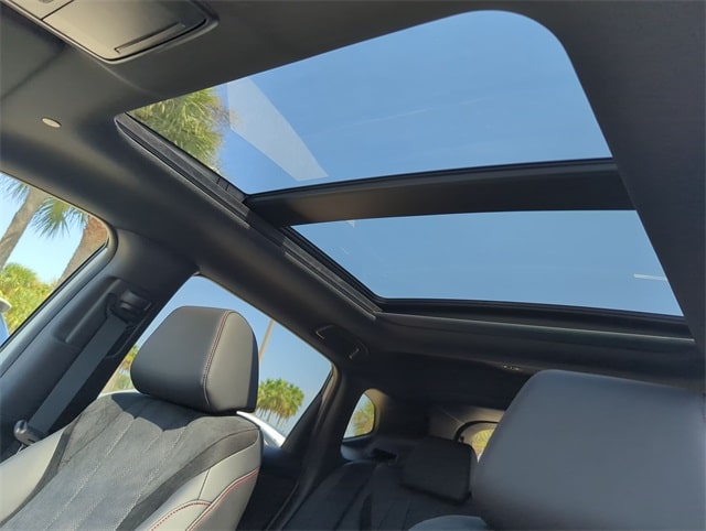 Thumbnail: 2025 Acura ADX - 28