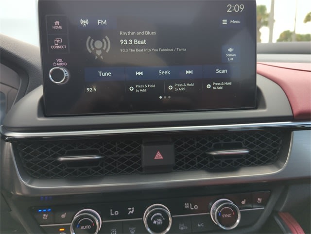 Thumbnail: 2025 Acura ADX - 15