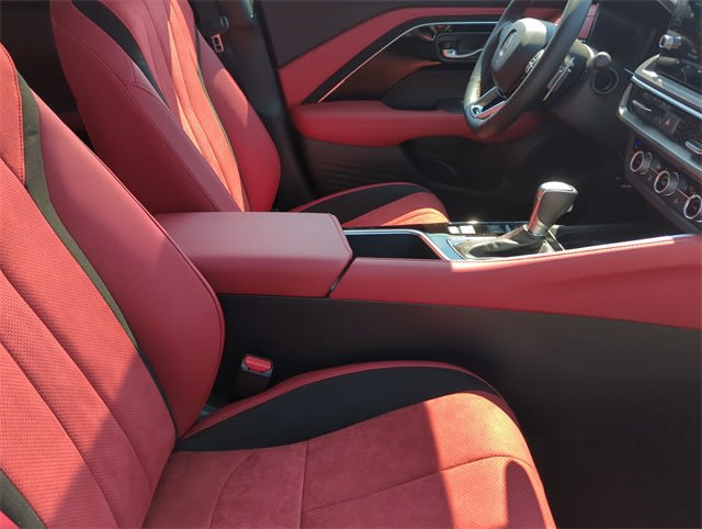 Thumbnail: 2025 Acura ADX - 11