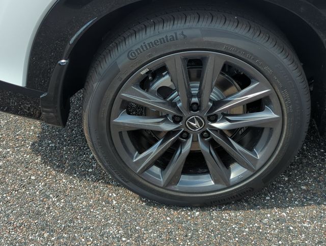 Thumbnail: 2025 Acura ADX - 8