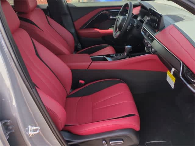 Thumbnail: 2025 Acura ADX - 12