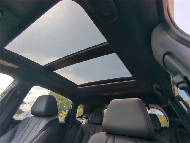 Thumbnail: 2025 Acura ADX - 28