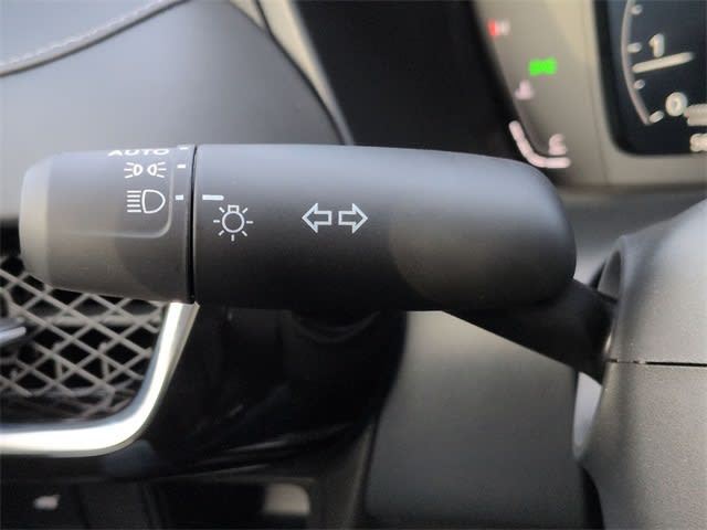 Thumbnail: 2025 Acura ADX - 35