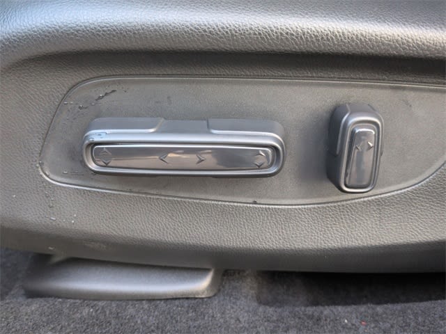 Thumbnail: 2025 Acura ADX - 28