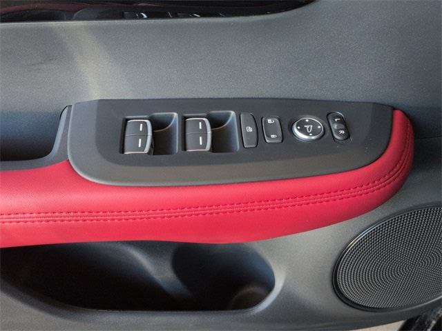 Thumbnail: 2025 Acura ADX - 40