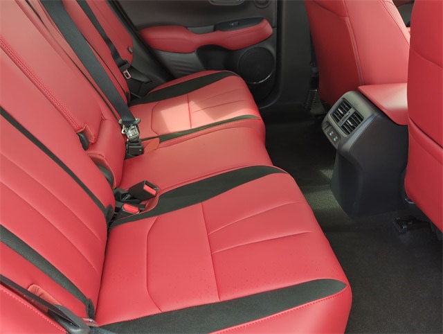 Thumbnail: 2025 Acura ADX - 30