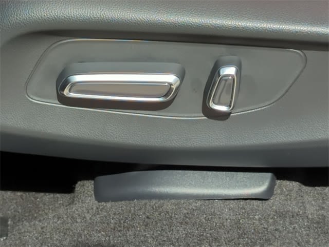 Thumbnail: 2025 Acura ADX - 27