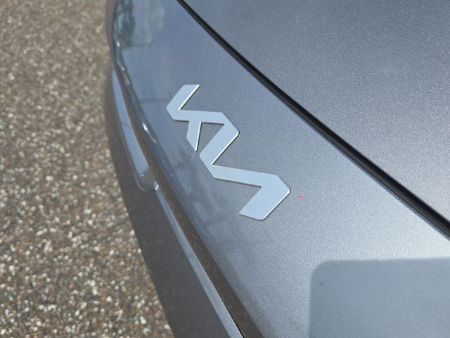 Thumbnail: 2024 Kia Forte - 5