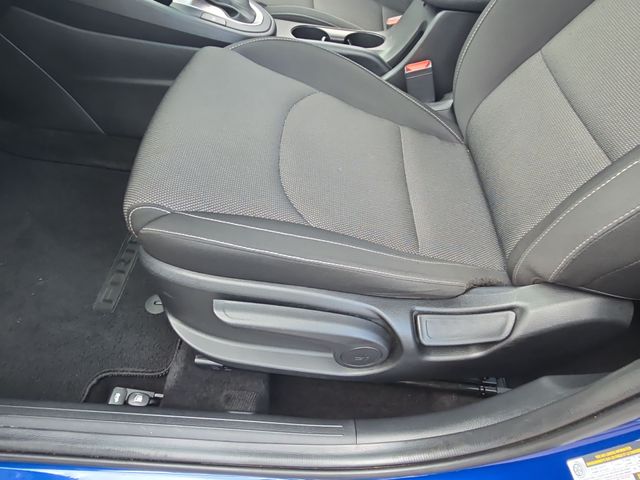 Thumbnail: 2023 Kia Forte - 24