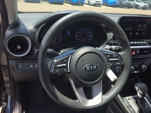 Thumbnail: 2020 Kia Forte - 14