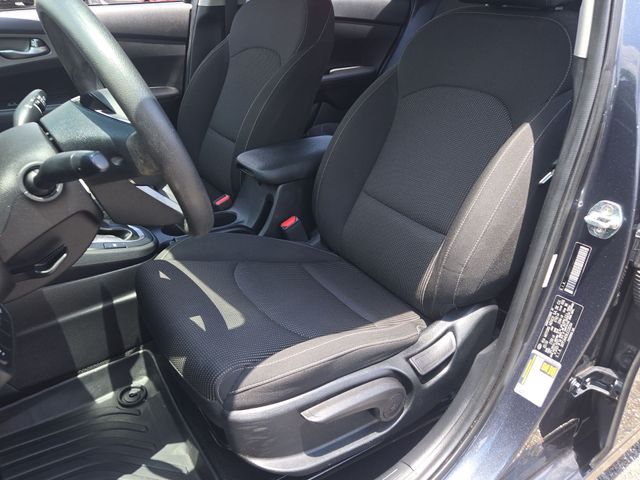 Thumbnail: 2020 Kia Forte - 12